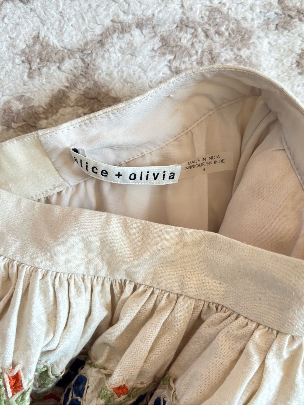 Alice + Olivia Tania Embroidered Mini Skirt Heavyweight Back Zip Beaded Lined - Picture 8 of 8